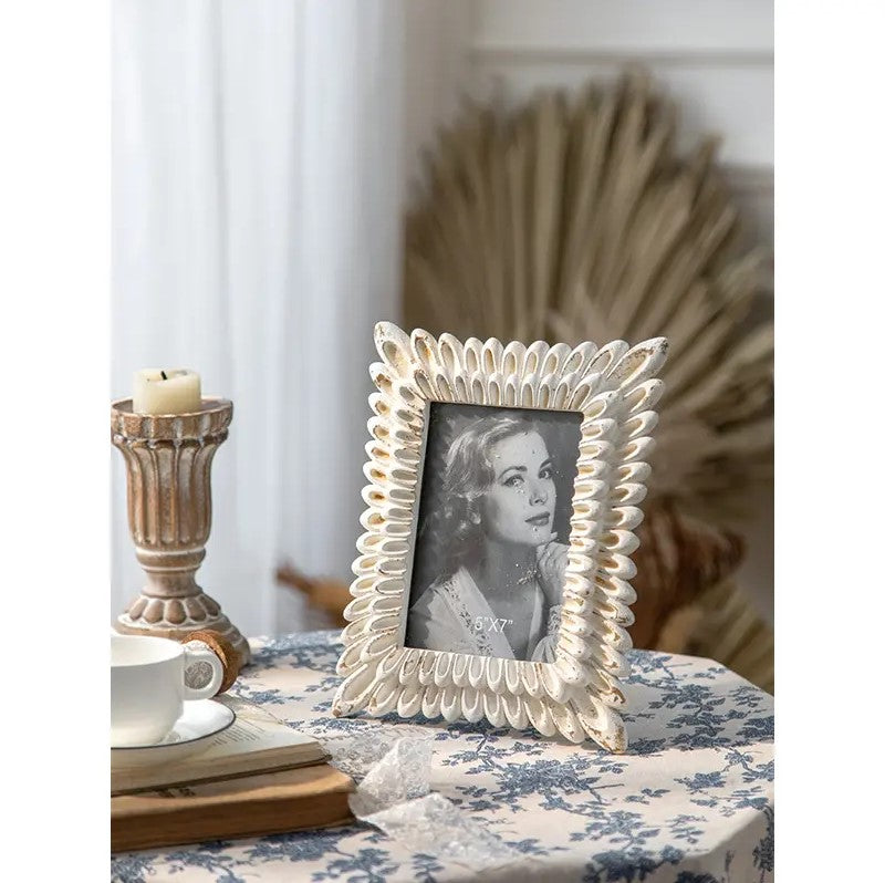 Ornate Ivory Photo Frame – 22.5*3*27.5 CM