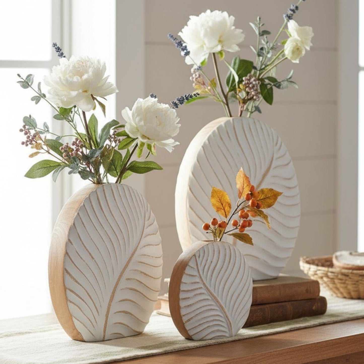 Medium Textured Ceramic Leaf Vase