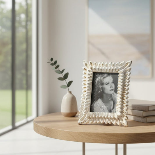 Ornate Ivory Photo Frame – 22.5*3*27.5 CM